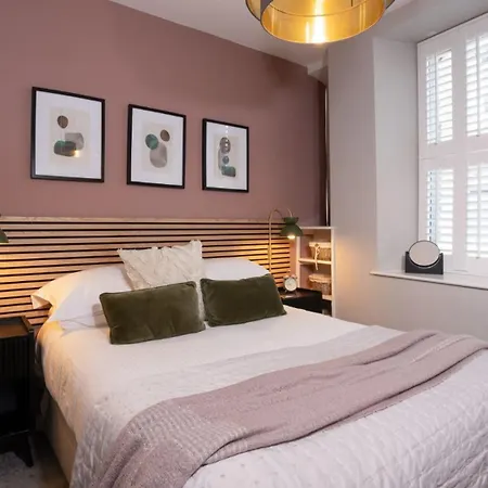 Easy Reach Daire Ambleside